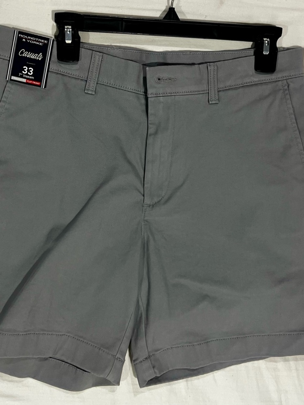 Roundtree & Yorke Gray Flat-Front Casual Men’s Shorts